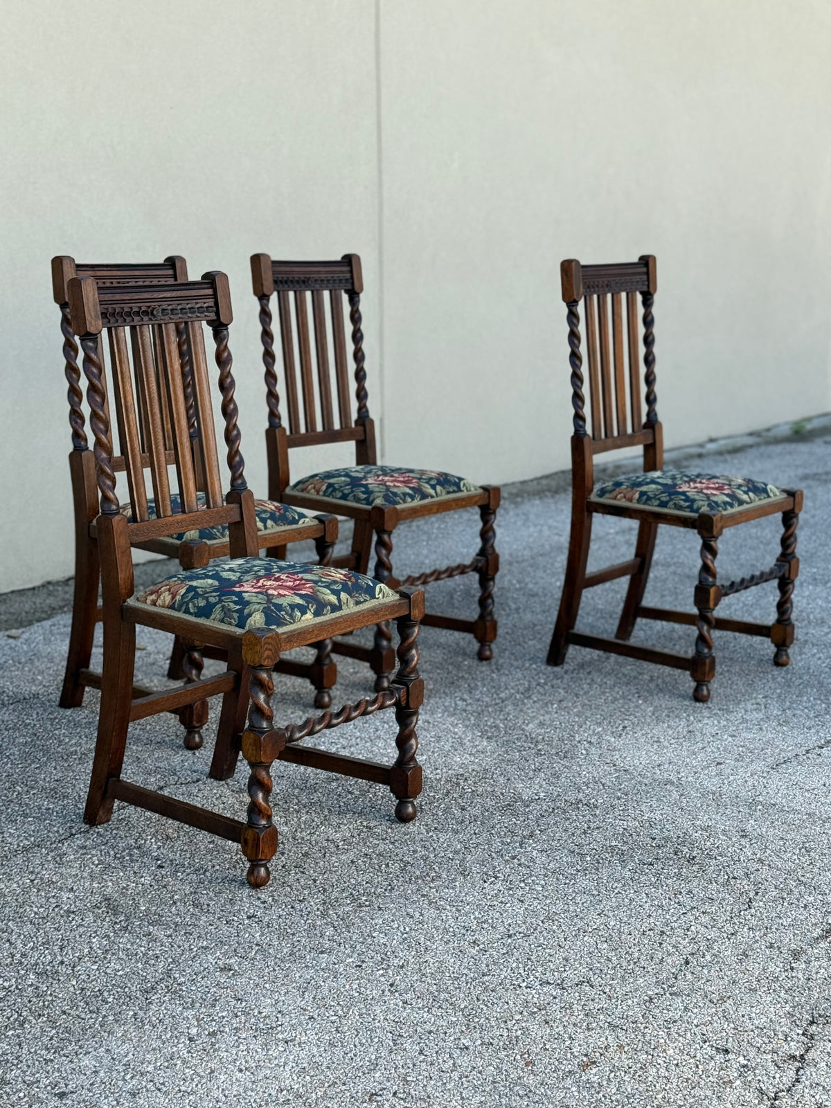 Set of 4 Antique Barley Twist Hand Carved Dining Chairs