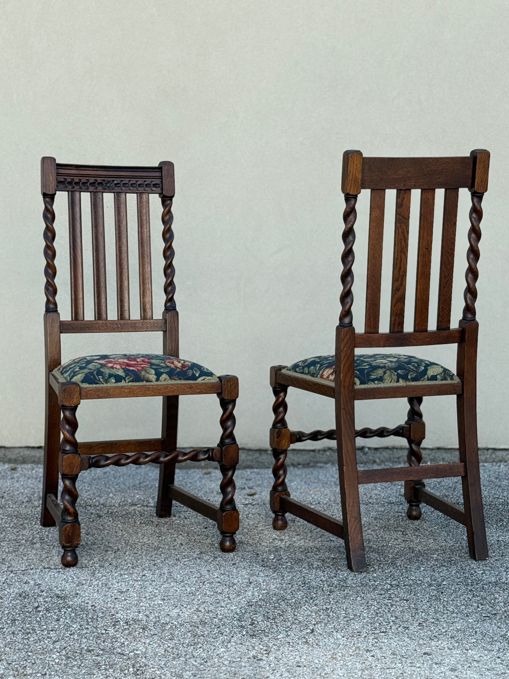 Set of 4 Antique Barley Twist Hand Carved Dining Chairs