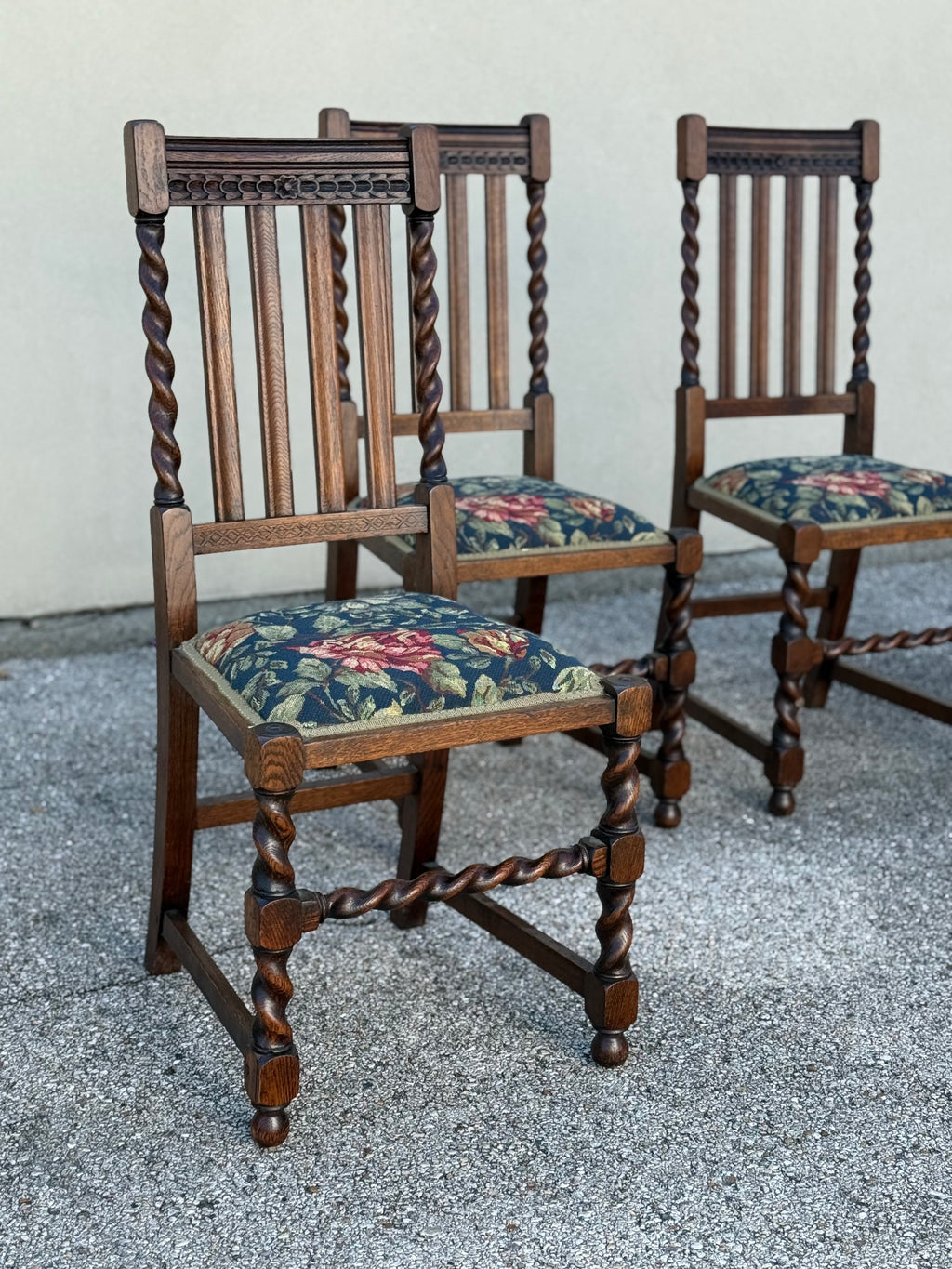 Set of 4 Antique Barley Twist Hand Carved Dining Chairs