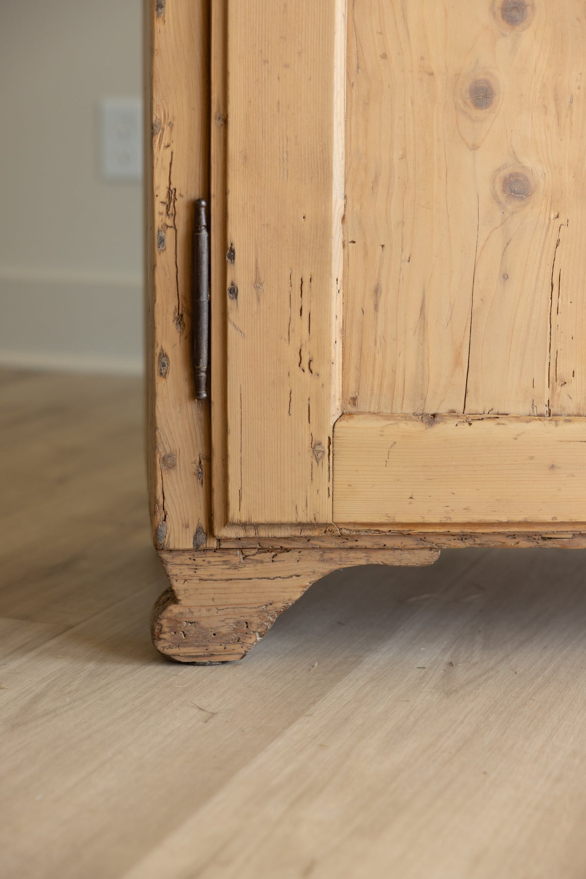 Antique Pine Welsh Dresser | 19th Century Pine Hutch | European Farmhouse Cupboard | Primitive Pine Plate Rack